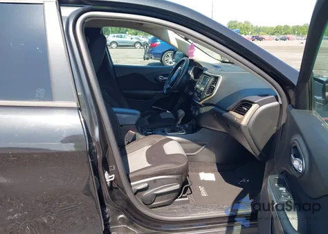 2015 Jeep Cherokee Sport z USA, uszkodzony, nr VIN 1C4PJMAB8FW610348